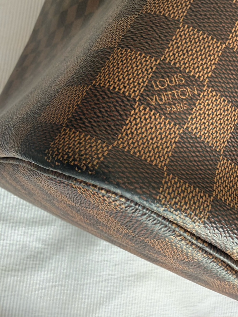 Louis Vuitton Brown Damier Ebene Neverfull Tote MM - Picture 9 of 16